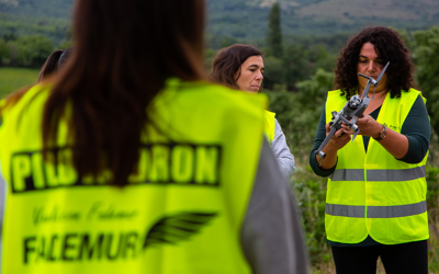 La escuela ‘FADEMUR Vuela’ reanuda en Andalucía sus cursos gratuitos de pilotaje de drones para mujeres rurales