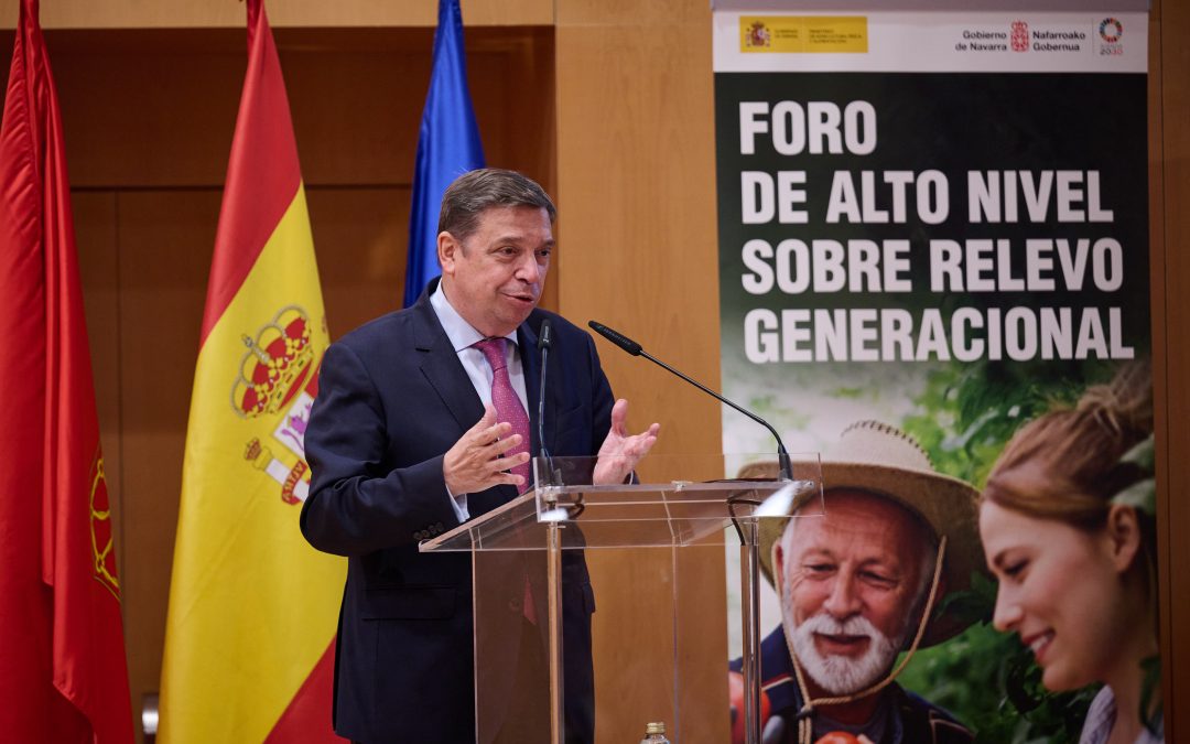 Luis Planas destaca que jóvenes y mujeres son garantía de futuro para el sector agrario y el medio rural