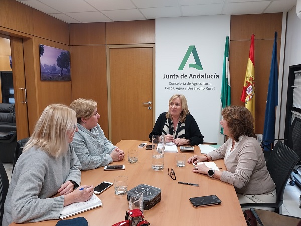 La Junta consolida proyectos de futuro con la Asociación andaluza de mujeres del sector pesquero